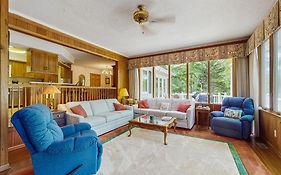 Deck & Private Dock! Waccamaw River Retreat